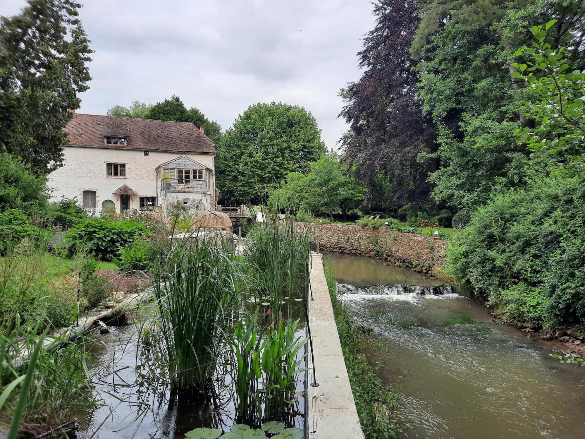 Charme Au Fil De L'Eau Otel Vendieres Dış mekan fotoğraf